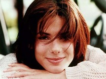 الممثلة الشهيرة ساندرا بولوك