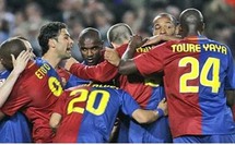 لاعبو فريق نادي برشلونة لكرة القدم