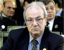 فاروق القدومي رئيس الدائرة السياسية لمنظمة التحرير الفسطينية