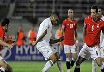 شهدت المواجهات بين المنتخبين المصري والجزائري احداث شغب في مصر وفي السودان