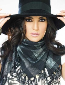 الفنانة درة