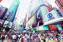 يستعين تجار المخدرات بشبكة من سائقي سيارات الأجرة لبيع وتوصيل المخدرات