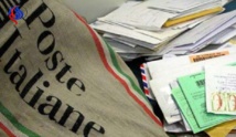 العثور على نصف طن رسائل في منزل ساعي بريد "كسول" بإيطاليا العثور على نصف طن رسائل في منزل ساعي بريد "كسول" بإيطاليا