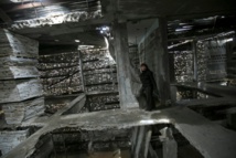 توقف مولدات الكهرباء في 3 مستشفيات و13 مركزا صحيا في غزة