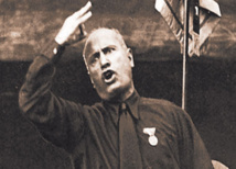 فاشيون جدد في إيطاليا يغرسون أشجارا لإصلاح لقب موسوليني. فاشيون جدد في إيطاليا يغرسون أشجارا لإصلاح لقب موسوليني.