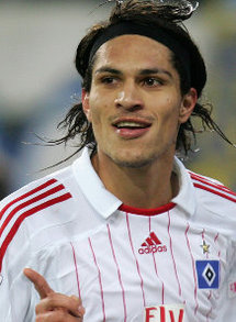 البيروفي الدولي خوسيه باولو جيريرو