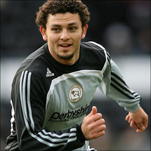 اللاعب المصري حسام الغالي