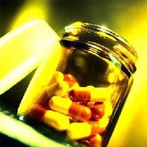 هذه الحبوب توصف طبيا كمادة مسكنة وهي تحتوي على نسبة من مادة الكوكايين والمورفين المخدرتين