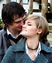 قال 82% إنهم يتمنون الوقوف مرة أخرى أمام المذبح وتكرار مراسم الزواج من نفس الشريك