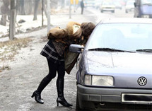 الزيجات المؤقتة تشكل احيانا مجرد ذريعة لتقديم خدمات جنسية لأثرياء أجانب