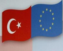 هل الإتحاد الأوروبي مشروع تكتل ديني .؟ وإن لم يكن كذلك فمن يضع العقبات أمام إنضمام تركيا 