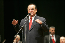 الفنان صباح فخري