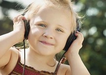 الاستماع لموسيقى موتسارت مفيد لكنه لن يجعل الأطفال أكثر ذكاء