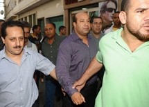 الصحافي  ادريس شحتان لحظة اعتقاله