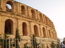 المسرح الروماني التاريخي القديم بمدينة الجم التونسية سيحتضن المهرجان الدولي الرابع للفسيفساء المقبل بتونس