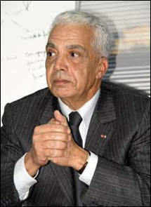 الراحل عبد العزيز مزيان بلفقيه، مستشار العاهل المغربي الملك محمد السادس