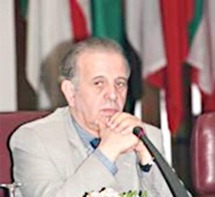 فاروق قسنطيني رئيس اللجنة الاستشارية لحماية وترقية حقوق الإنسان