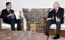 وزير خارجية اسبانيا ميجيل انخيل موراتينوس مع الرئيس السوري بشار الاسد