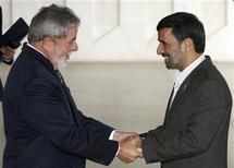 الرئيسان البرازيلي والايراني في بداية مفاوضاتهمتا حول صفقة التبادل