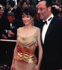 حازت جولييت بينوش جائزة افضل ممثلة عن دورها في فيلم نسخة طبق الاصل