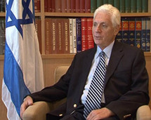السفير الاسرائيلي في القاهرة اسحق ليفانون