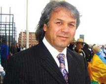 المهاجم السابق بالفريق الجزائري لكرة القدم رابح ماجر