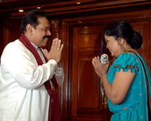 نجوم بوليوود يقاطعون جوائز مهرجان للأفلام الهندية في سريلانكا لأنه يجرح مشاعر التاميل