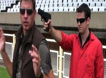 هؤلاء الحراس الشخصيون مدربون على اطلاق النار والقيادة في الحالات الطارئة وتقديم الاسعافات الاولية