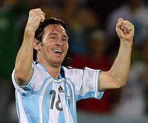 ليونيل ميسي بلباس منتخب الأرجنتين