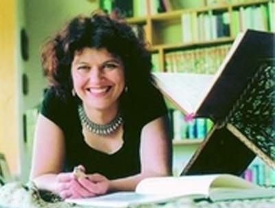 المستشرقة والمترجمة الألمانية كلوديا أوت