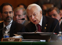 عميد الكونغرس الاميركي روبرت بيرد