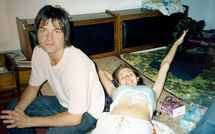 الجاسوسة آنا مع زوجها السابق ألكس شابمان