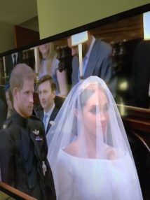  الامير هاري وميغان ماركل رسميا زوجان ومتحدان بـ"قوة الحب" 