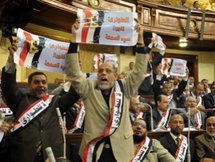أخوان مصر مع البرادعي في تعديل الدستور  وسيدفعون ب 200 مرشح في الانتخابات البرلمانية