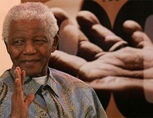الرئيس السابق لجنوب أفريقيا نيلسون مانديلا