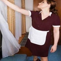 مفتي سعودي يحرم استقدام خادمات غير مسلمات ويشترط قدوم محرمها معها 