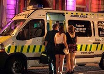 الشرطة اتهمت رجلاً بتشجيع البغاء وجلب نساء إلى أعضاء في شركة الإسعاف