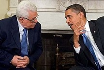 الرئيس الفلسطيني مجتمعاً بأوباما خلال زيارته الأخيرة للولايات المتحدة