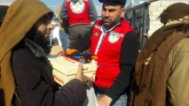  جمعيات واشخاص يستغلون السوريات  مقابل مساعدات غذائية