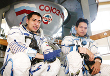 رائدا فضاء أمريكيان يعملان على إصلاح نظام التبريد المعطل بمحطة الفضاء الدولية