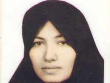 المرأة المكحوم عليها بالاعدام رجما في ايران المرأة المكحوم عليها بالاعدام رجما في ايران