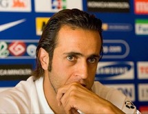اللاعب الايراني الشهير علي كريمي
