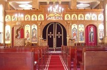 الكنيسة واجهت انتقادات من جهات متعاطفة معها لأنها تعتبر نفسها فوق الدولة وفوق القانون الكنيسة واجهت انتقادات من جهات متعاطفة معها لأنها تعتبر نفسها فوق الدولة وفوق القانون