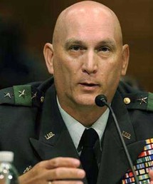 قائد القوات الاميركية في العراق راي اوديرنو قائد القوات الاميركية في العراق راي اوديرنو