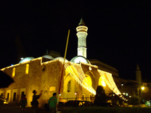 عمليات تجميل وهدايا بالوف الدولارات في رمضان بيروت الذي يفتح شهية الصائمين على البذخ عمليات تجميل وهدايا بالوف الدولارات في رمضان بيروت الذي يفتح شهية الصائمين على البذخ