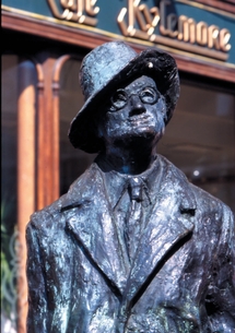 تمثال جيمس جويس في دبلن تمثال جيمس جويس في دبلن