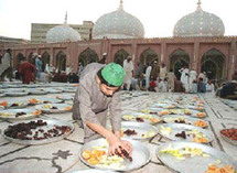 مائدة رمضانية مائدة رمضانية