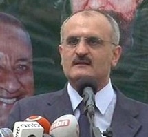 النائب اللبناني المنتمي الى حركة امل علي حسن خليل