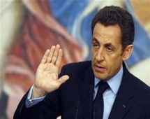 الرئيس الفرنسي نيكولا ساركوزي الرئيس الفرنسي نيكولا ساركوزي