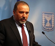الملياردير دفع اموالا طائلة لافيغدور ليبرمان وزير الخارجية الاسرائيلي الحالي